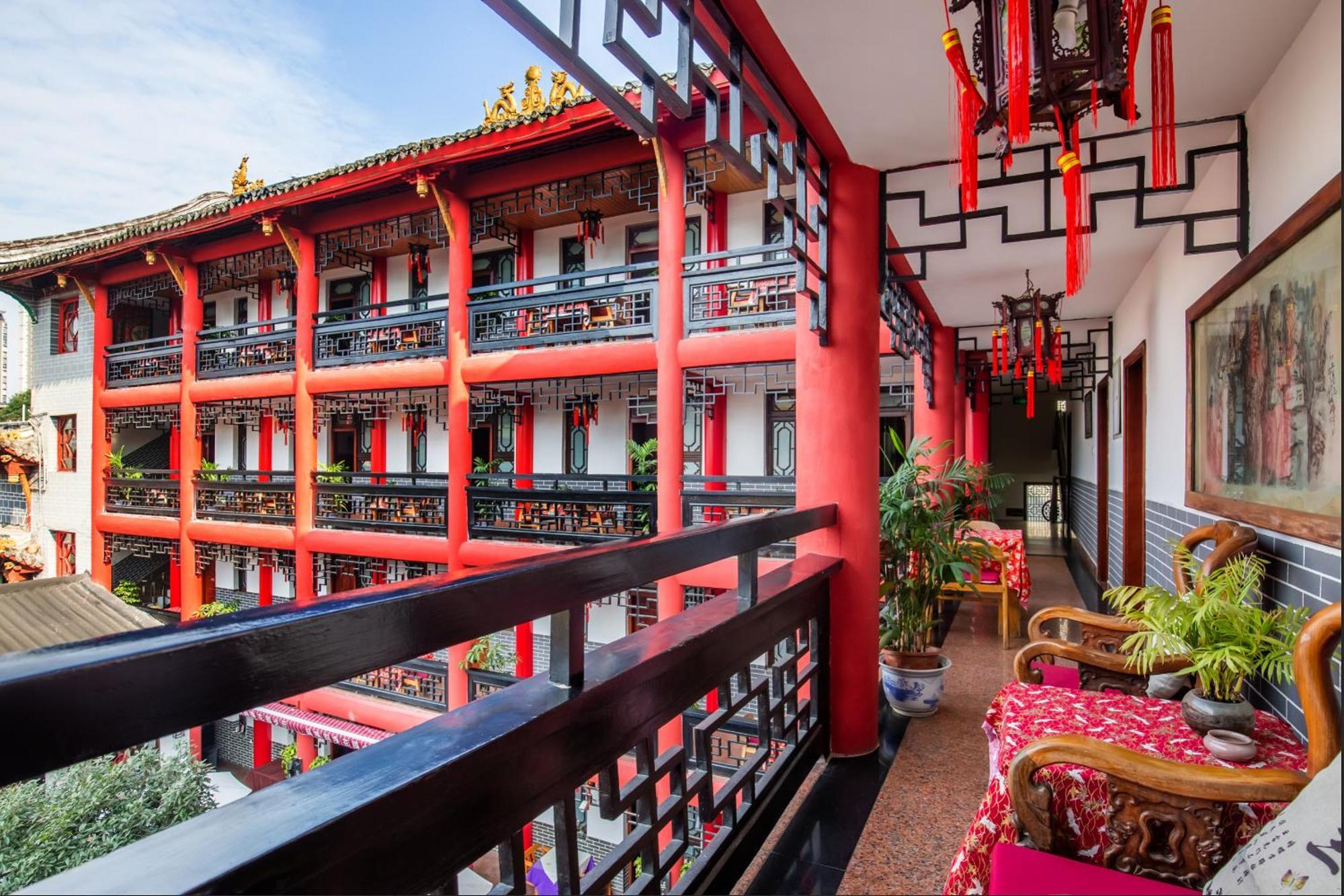 Отель Wenjun Courtyard Hotel---3mins Walk From Subway Station ,near Tianfu Square, Speaking ,tour Servcie Чэнду