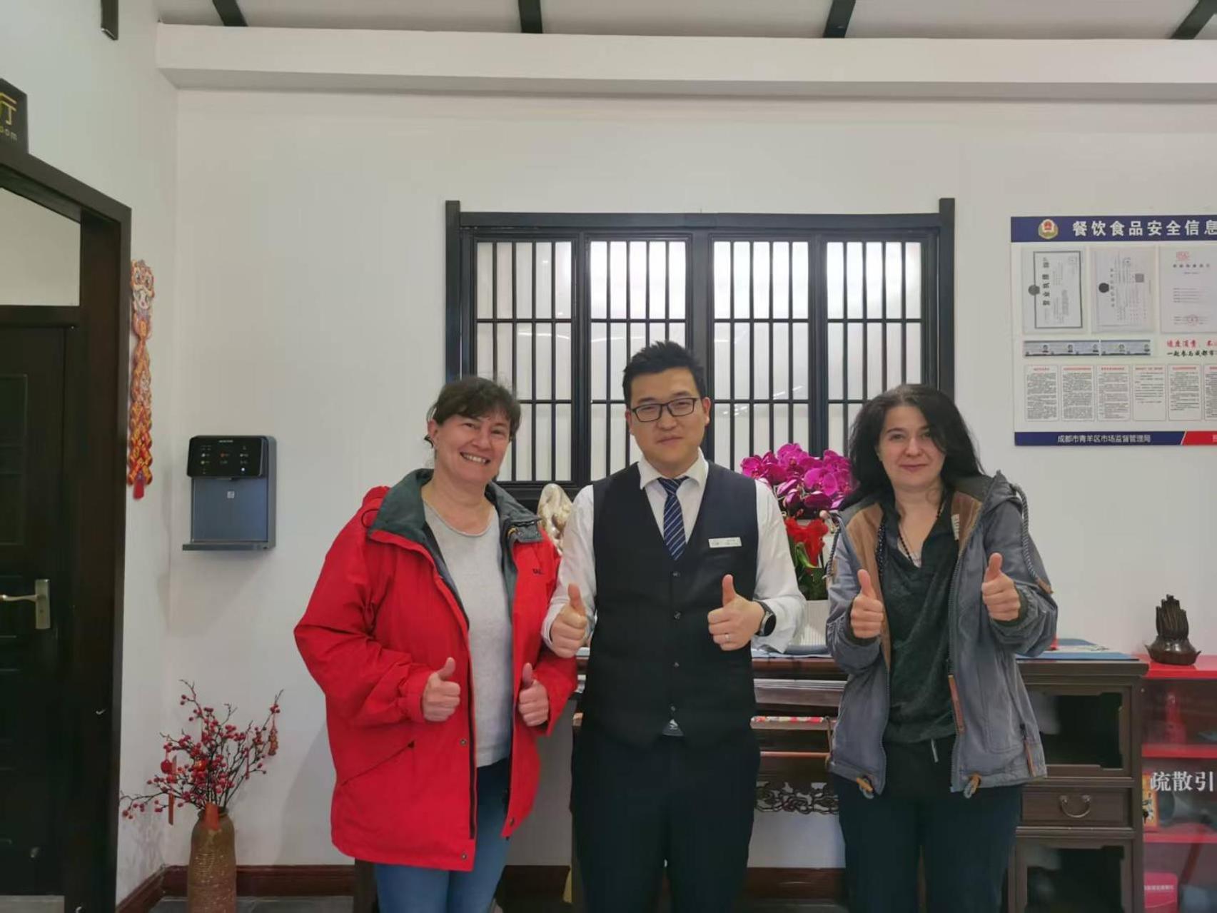 Wenjun Courtyard Hotel---3mins Walk From Subway Station ,near Tianfu Square, Speaking ,tour Servcie